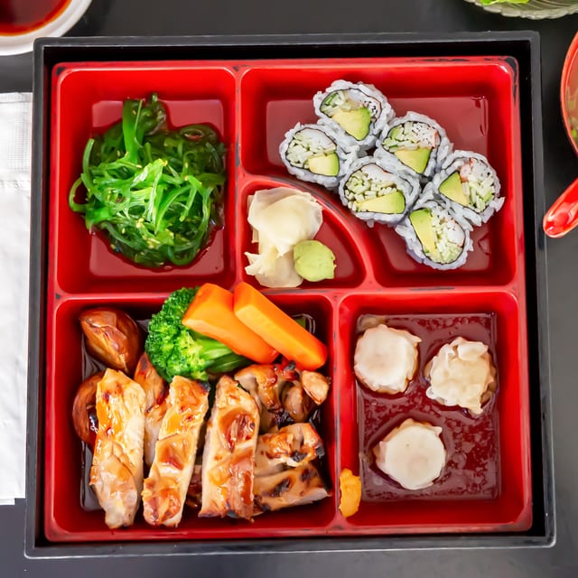 (L) Chicken Teriyaki Bento Box.