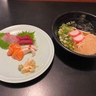 Assorted 9pc Sashimi & Tanuki Udon